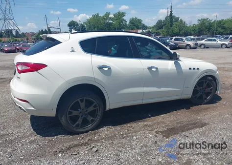 2018 Maserati Levante Gransport z USA, uszkodzony, nr VIN ZN661XUS6JX259627